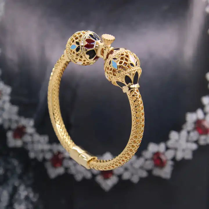 Amedly.™ Fabergé Bangle