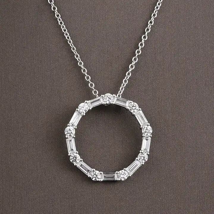 Amedly.™ Halo Pendant Necklace