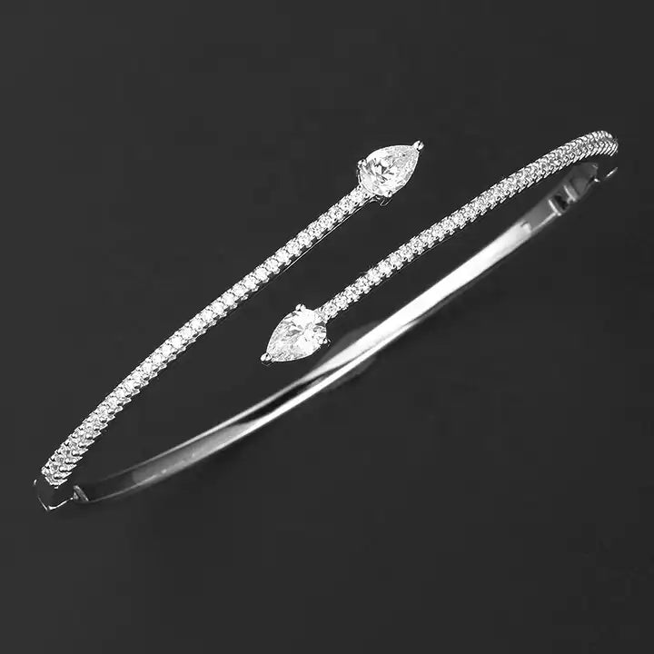 Amedly.™ Diamond Pointed Cuff